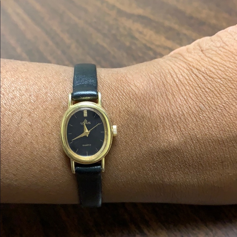 Vintage Lorus Quartz women’s wristwatch